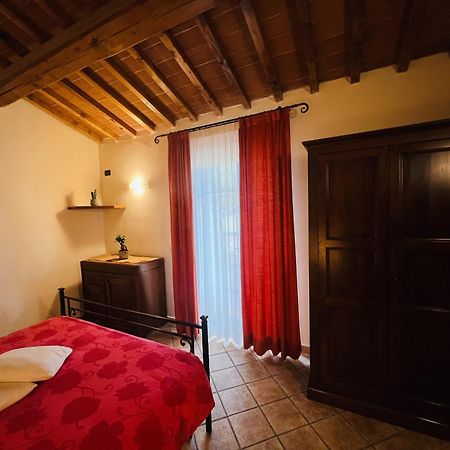 Agriturismo Le Ceregne Bio بييفي سانتو ستيفانو المظهر الخارجي الصورة